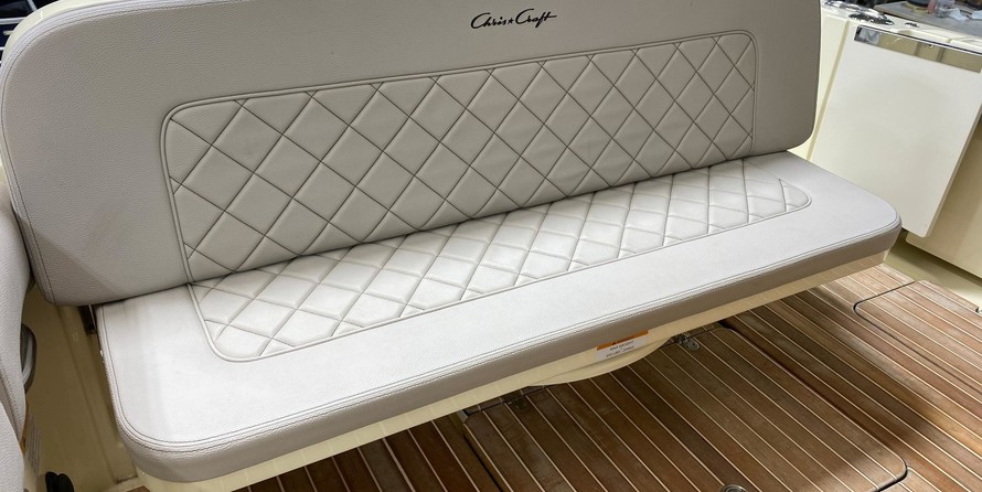 Chris-Craft Catalina 30