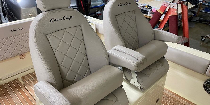 Chris-Craft Catalina 30