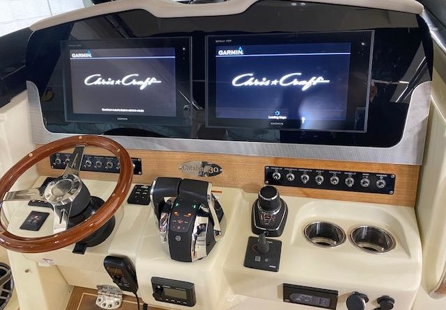 Chris-Craft Catalina 30