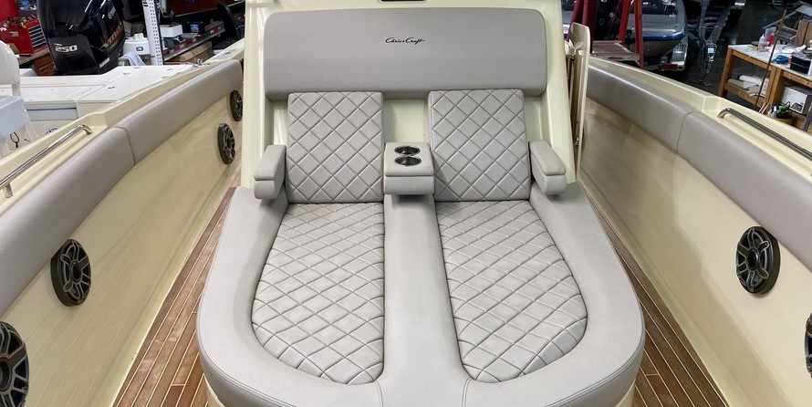 Chris-Craft Catalina 30