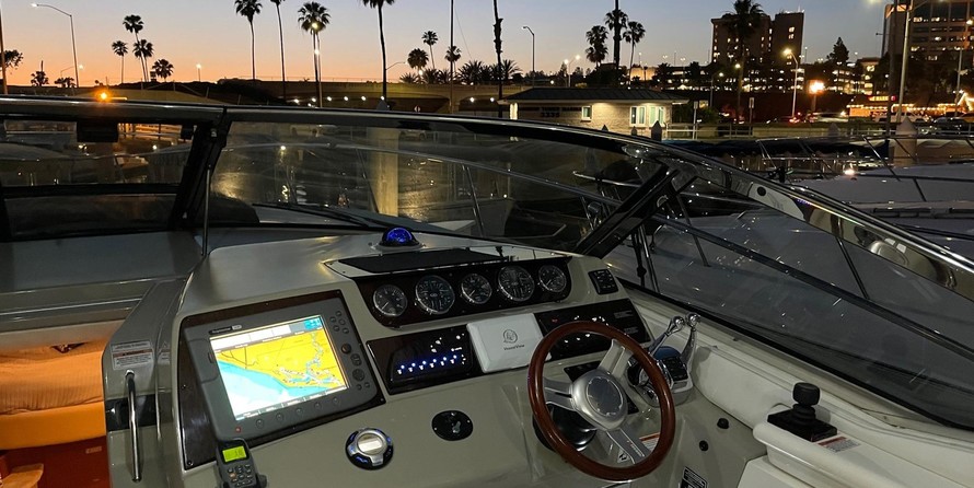 Sea Ray 370 Sundancer