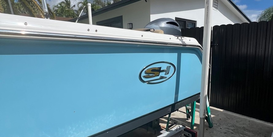 Sea Ray hunt ultra 211