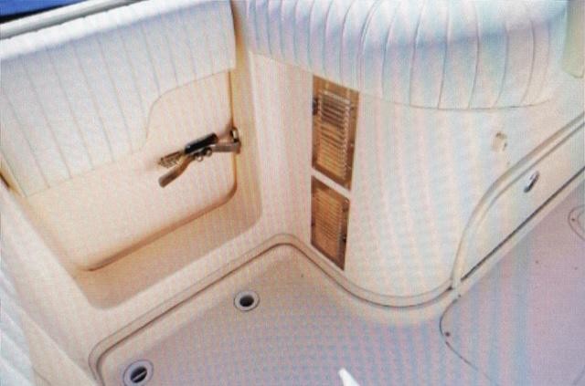 Grady-White Express 330