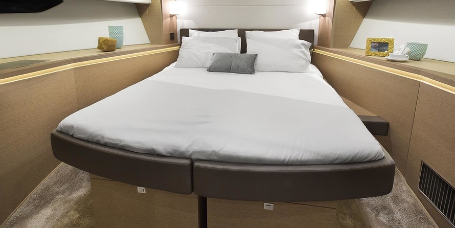 Prestige 560