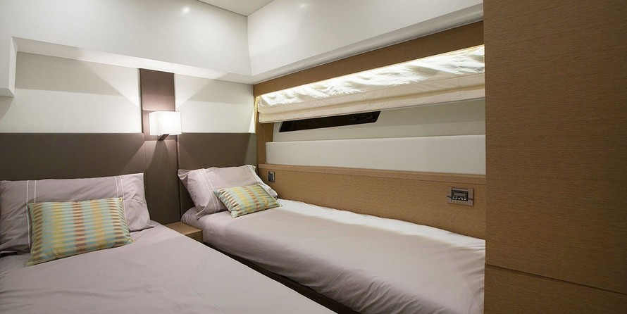 Prestige 560