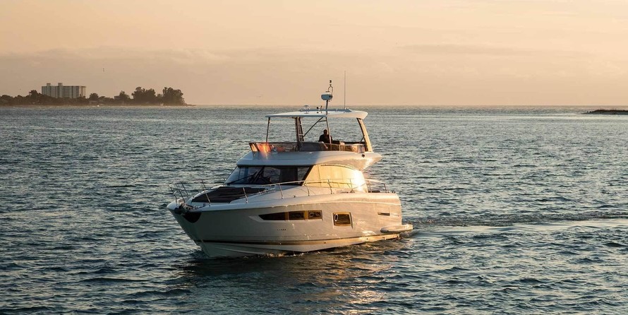 Prestige 560