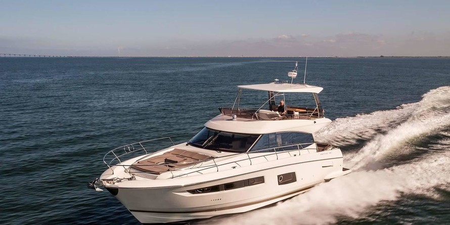Prestige 560