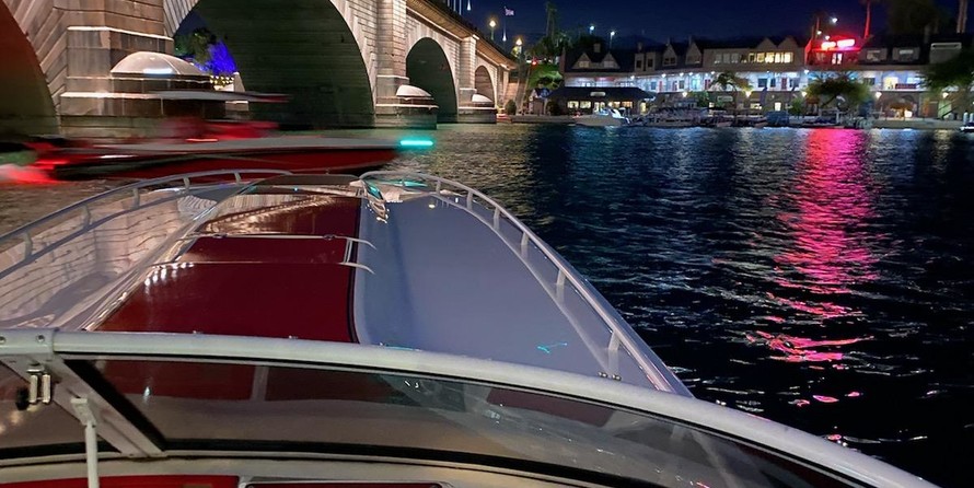 Fountain fountain 47 lightning