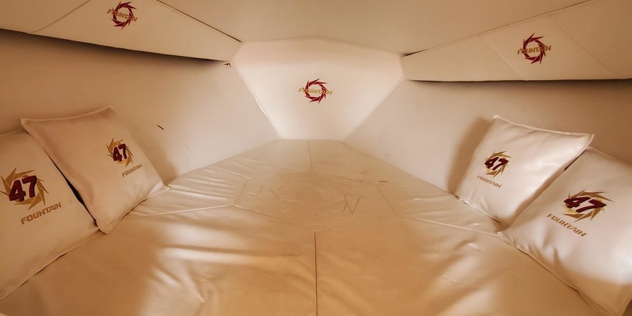 Fountain fountain 47 lightning