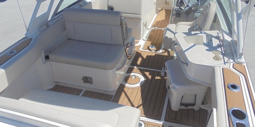 Boston Whaler 230 Vantage