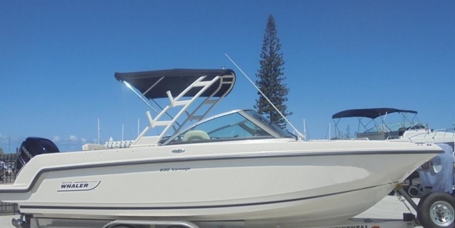 Boston Whaler 230 Vantage