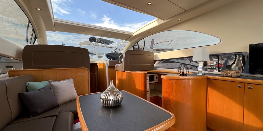 Sunseeker Camargue 50