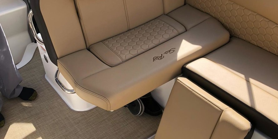 Sea Ray 260 Sundancer