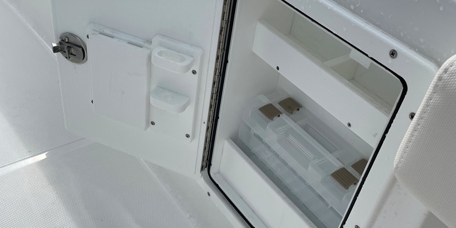 Sea Ray hunt ultra 211