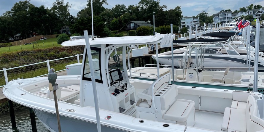 Sea Ray hunt ultra 211