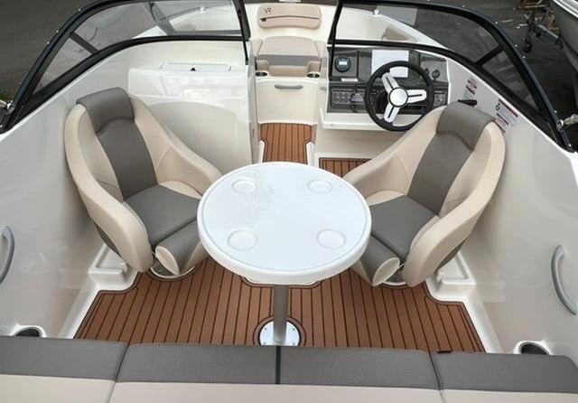 Bayliner VR4 BOWRIDER