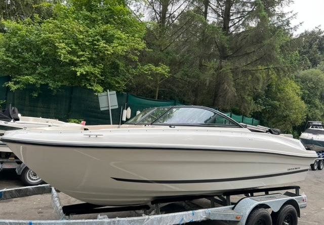 Bayliner VR4 BOWRIDER