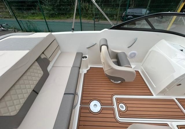 Bayliner VR4 BOWRIDER