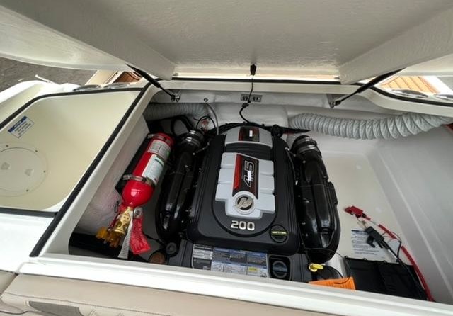 Bayliner VR4 BOWRIDER