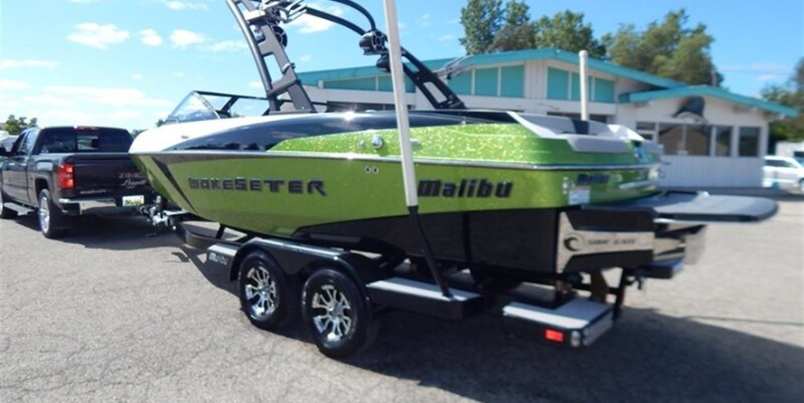 Malibu Wakesetter 22 VLX