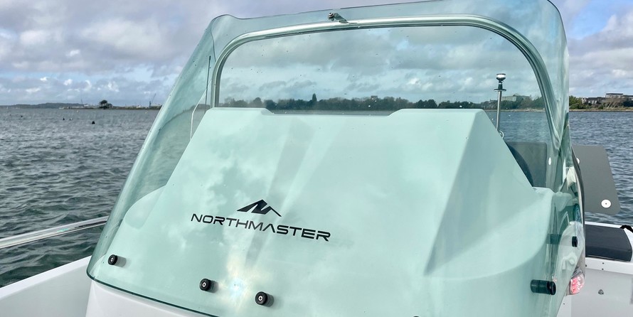 Quicksilver Activ 535 Open