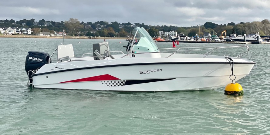 Quicksilver Activ 535 Open