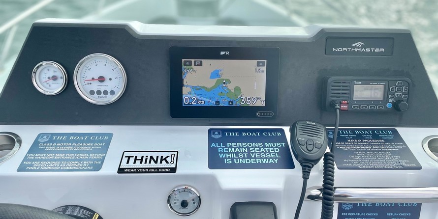 Quicksilver Activ 535 Open