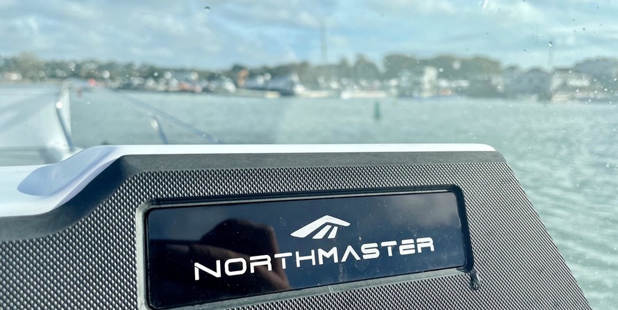 Quicksilver Activ 535 Open