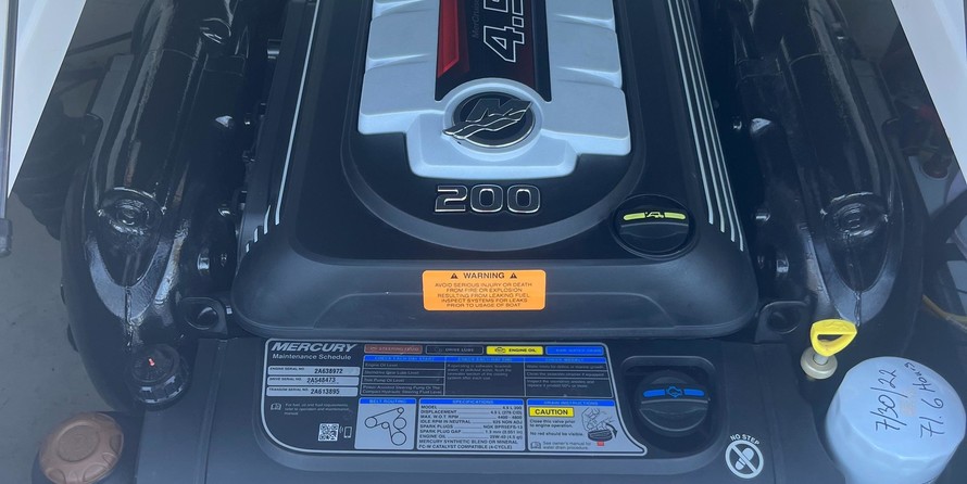 Chaparral 19 H2O Sport