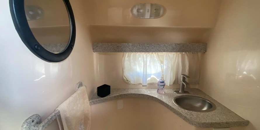 Rinker Fiesta Vee 310