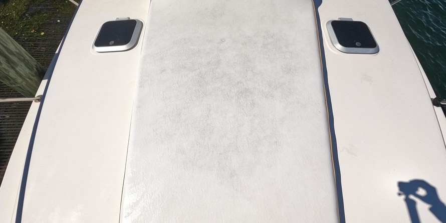 Rinker Fiesta Vee 310