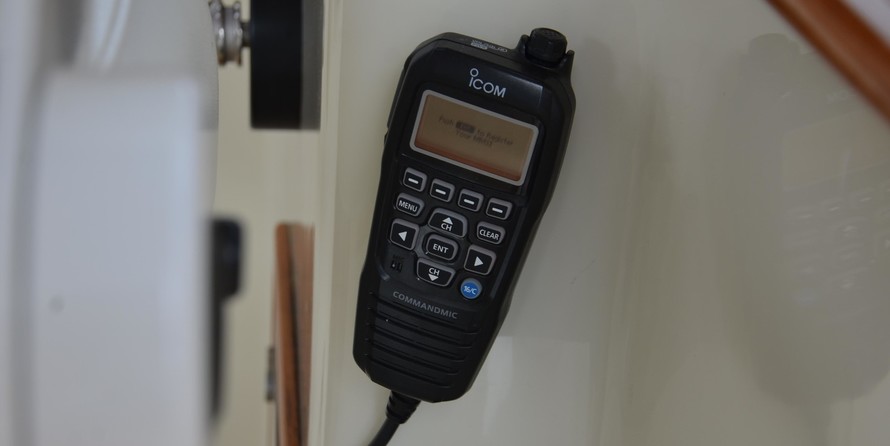 Hinckley Picnic Boat Classic