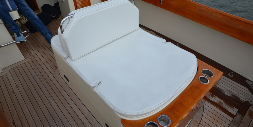 Hinckley Picnic Boat Classic