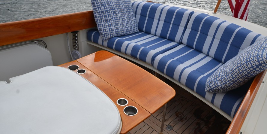 Hinckley Picnic Boat Classic