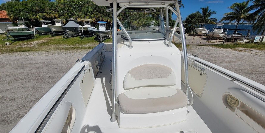 Boston Whaler 320 Outrage