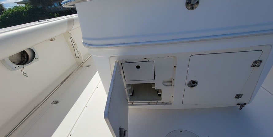 Boston Whaler 320 Outrage