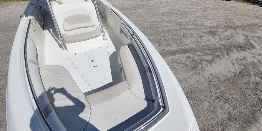 Boston Whaler 320 Outrage