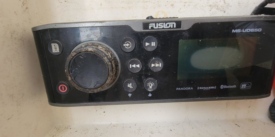 Boston Whaler 320 Outrage