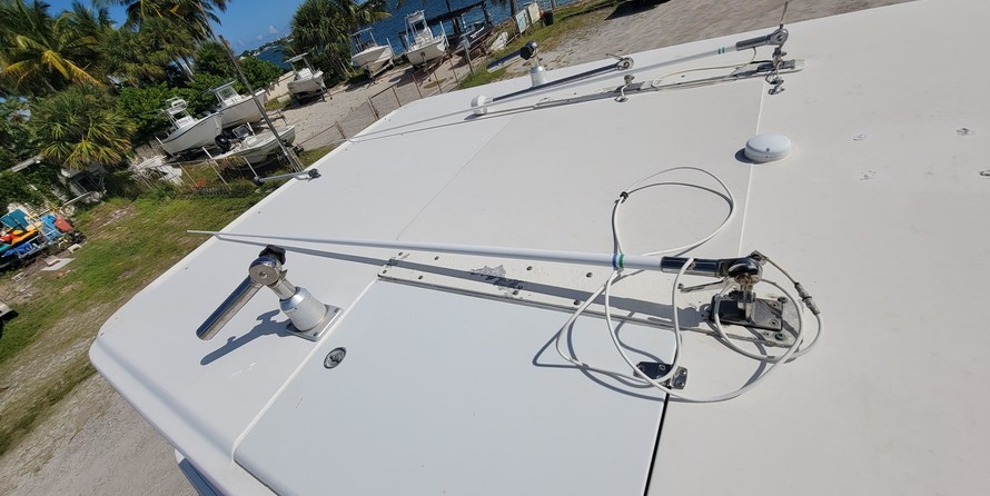 Boston Whaler 320 Outrage