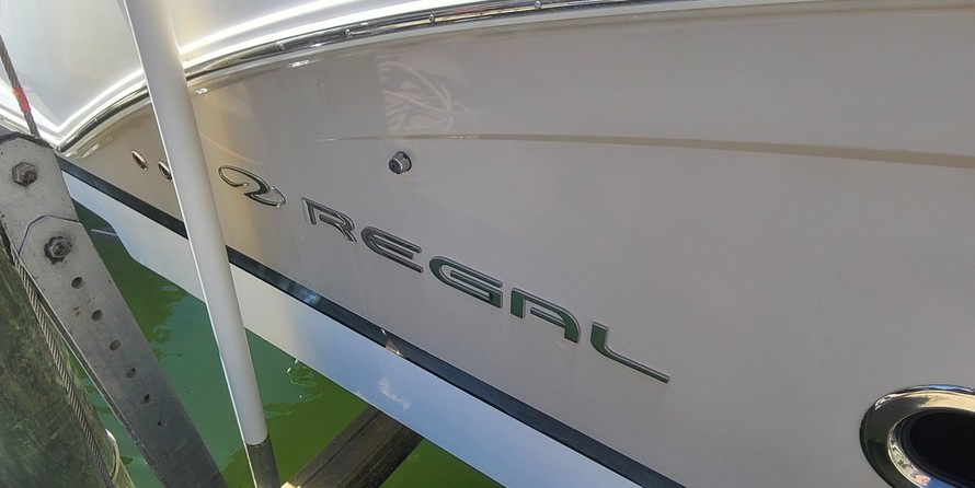 Regal 26 Express