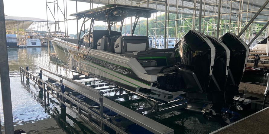 Nor-Tech 390 Sport Center Console