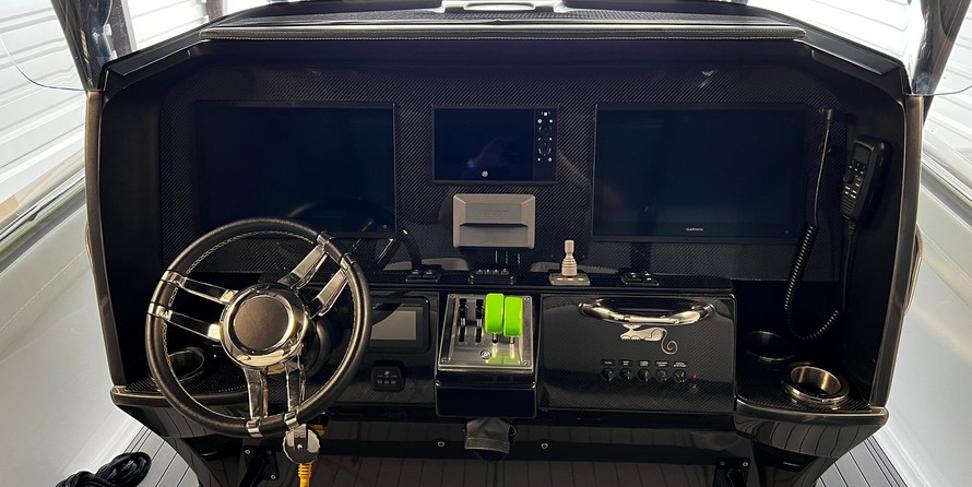Nor-Tech 390 Sport Center Console