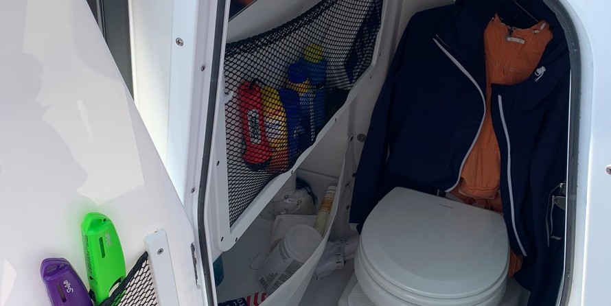 Sea Ray hunt ultra 211