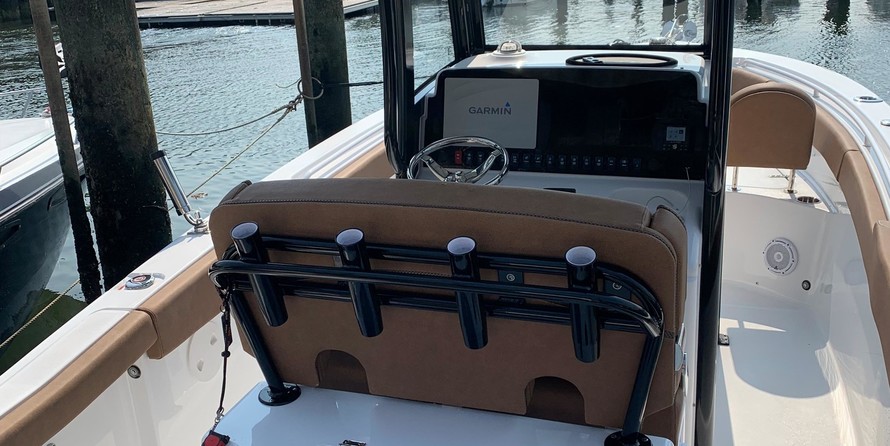 Sea Ray hunt ultra 211