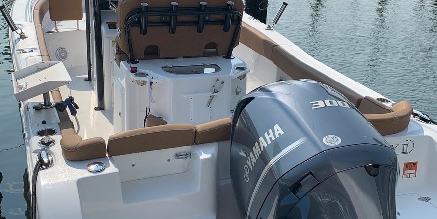 Sea Ray hunt ultra 211
