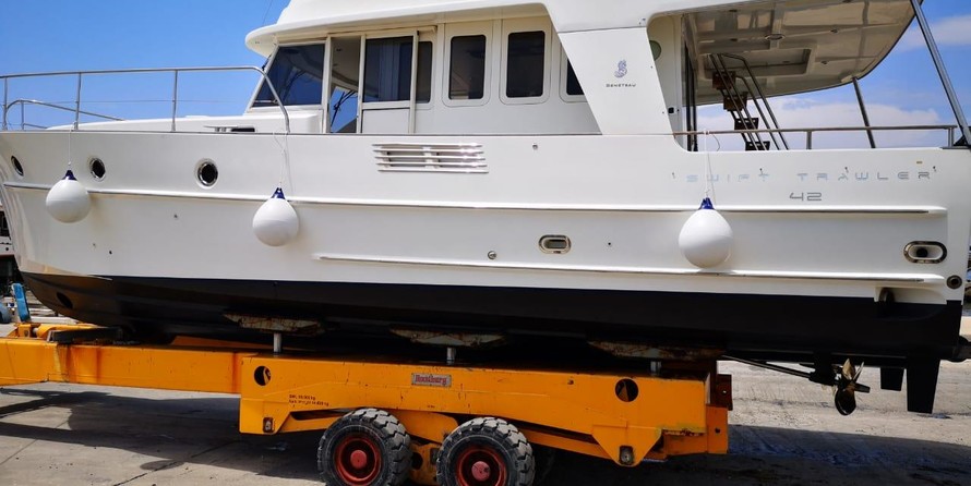 Beneteau Swift Trawler 42