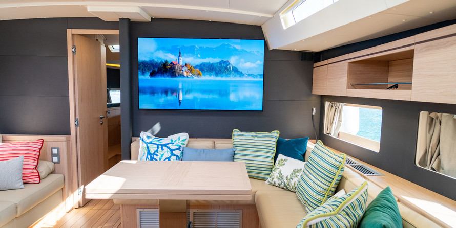 Beneteau Oceanis 55.1