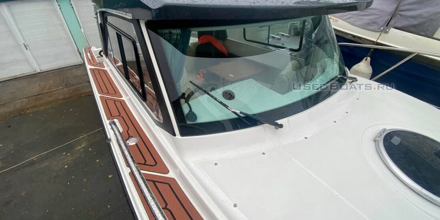 Velvette 23 Active Sedan