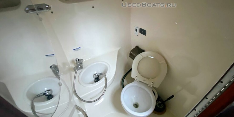 Chaparral Signature 240