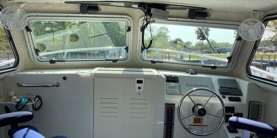 Parker 2520 XLD Sport Cabin